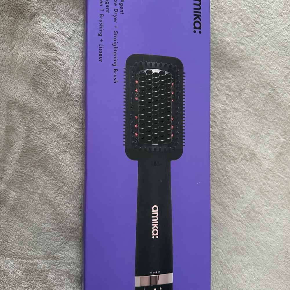 Amika 2-in1 blow dryer + straightening brush